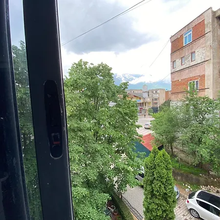 Apartment Me Qera 2+1 *