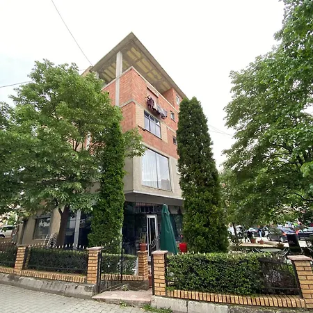 Me Qera 2+1 Apartment